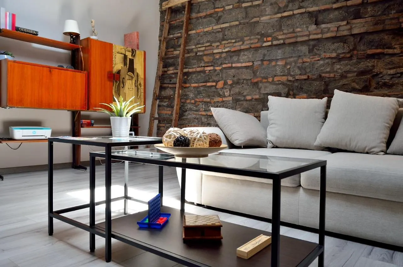 Panoramic Suite***** In The Heart Of Catania Apartment